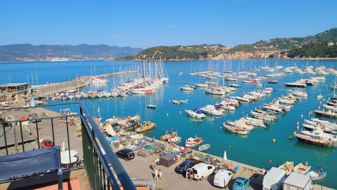 L'Arpara Casa Al Molo Dal Mare Al Castello Lerici Eksteriør bilde